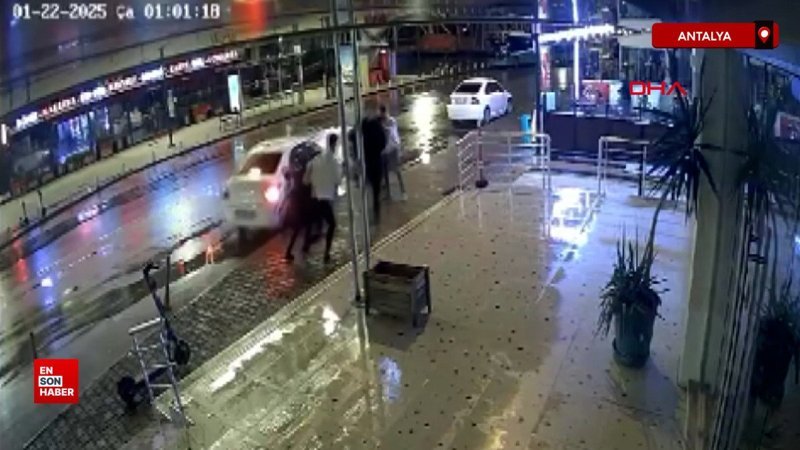 antalyada refleksiyle esini kurtardi