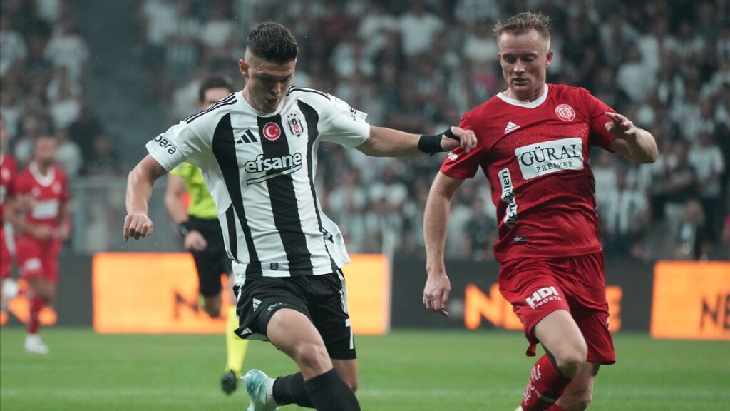 antalyaspor besiktas macinin muhtemel 11leri dQLbmnem