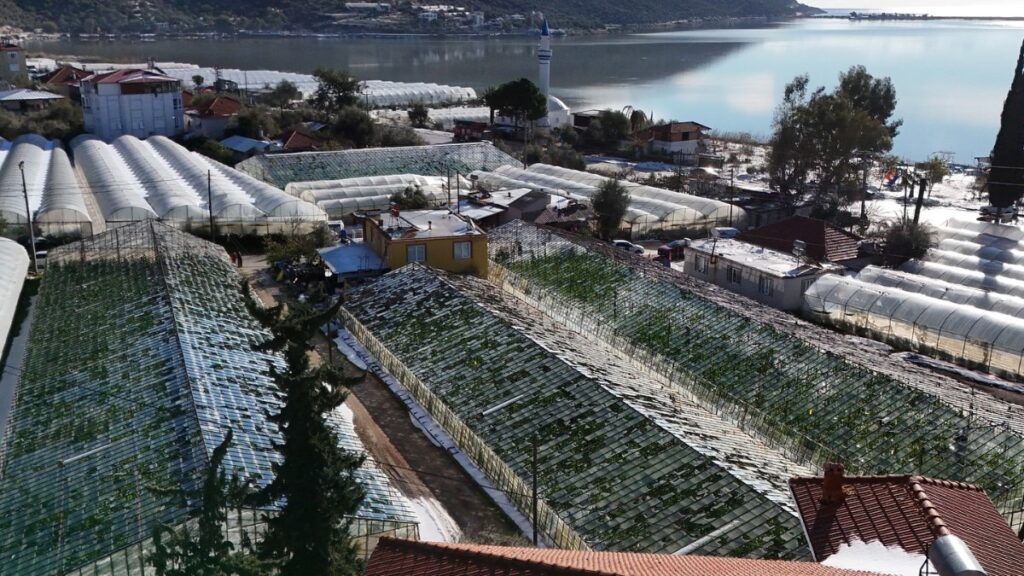 antalyayi saganak vurdu cwWm7sjM