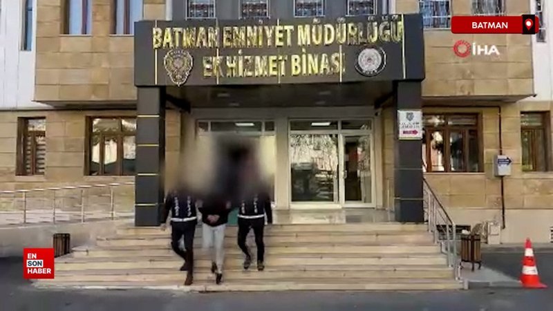 batmanda motosiklet ile kapkac yapan zanlilar tutuklandi 44FFT2PQ