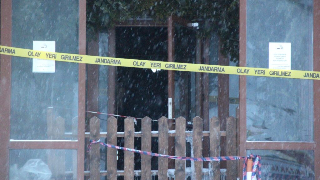 boluda yangin faciasinin yasandigi otel muhurlendi rrs65RWg