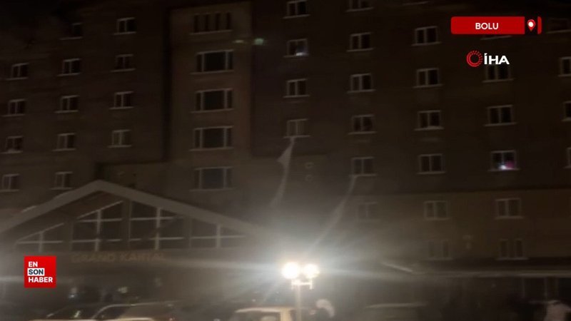 boluda yangindan kurtulmak icin carsafla camdan sarktilar