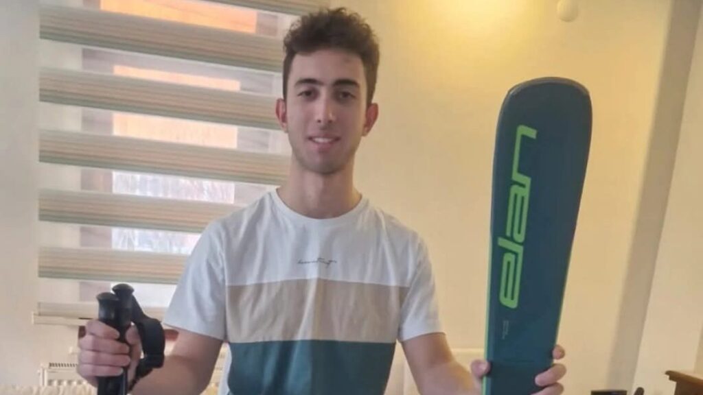 boludaki otel yangininda hayatini kaybetmisti liseli omure veda YkjRMhIy