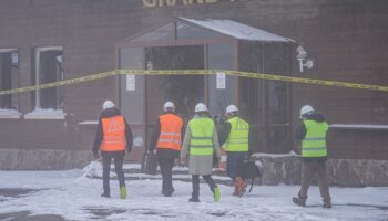 boludaki yanginla ilgili gorevlendirilen bilirkisi heyeti oteldeki incelemelerini tamamladi 6N8W1tvS