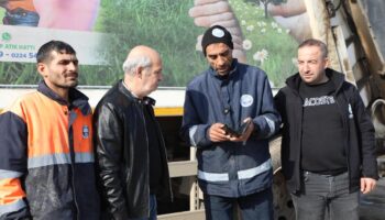 bursada copte buldugu cuzdani sahibine ulastirdi I754UkhJ