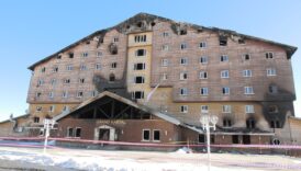 calisma ve sosyal guvenlik bakanligi mufettislerinden yanan otelde inceleme Mvk6Kip1