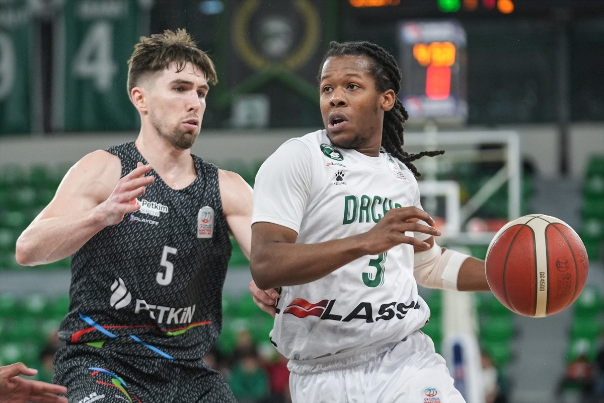 Darüşşafaka, Aliağa Petkimspor'u rahat yendi 1 darussafaka aliaga petkimsporu rahat yendi 0