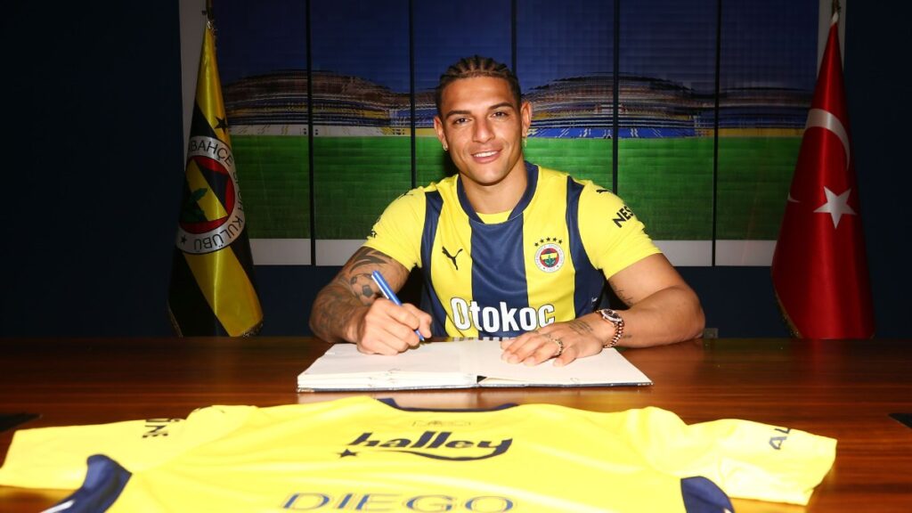 diego carlos fenerbahcenin 29 brezilyalisi oldu gSn4QxN6