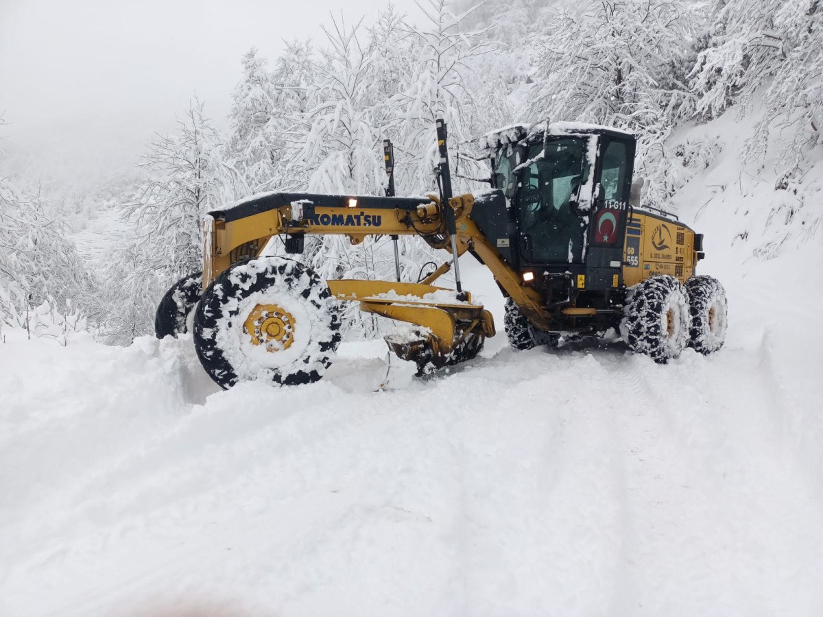 dogu karadeniz kar yagisiyla mucadele ediyor 1 2yM896bB