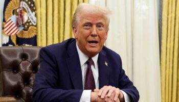 donald trump orta dogu ozel temsilcisini ateskesin ikinci asamasini gorusmek icin israile gonderiyor IO1seXjA