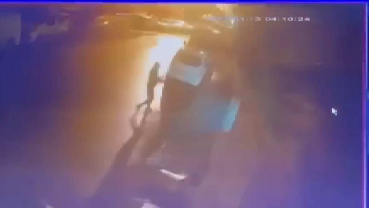 Esenyurt'ta haraç vermeyen senafın iş yerlerini kurşunladılar 5 esenyurtta harac vermeyen senafin is yerlerini kursunladilar 4 9F46HL8G