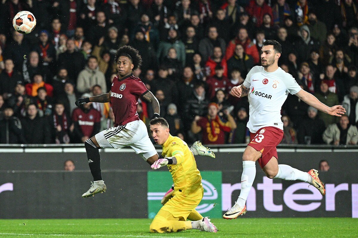 fenerbahce osayi samuelin alternatifini buldu angelo preciado 2 F4j81kiO