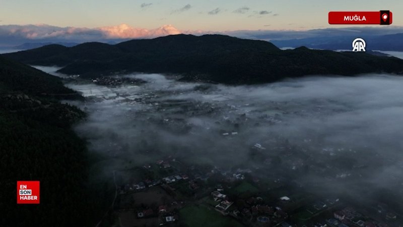 fethiyedeki hayalet koy olarak anilan kayakoyu sis bulutu kapladi KfVHbi3u