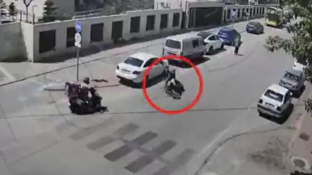 gaziantepte yasanan feci kazalar kameralara yansidi qBi99vnC