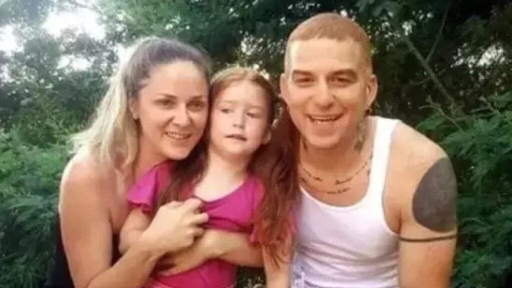 gokhan ozoguz 13 yillik esinden bosandi fxhDZcWJ