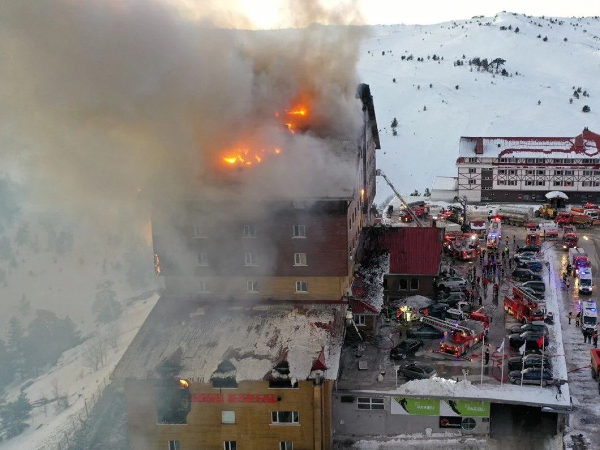 Grand Kartal Otel’in muhasebecisi Kadir Özdemir'den itiraf geldi 1 grand kartal otelin muhasebecisi kadir ozdemirden itiraf geldi 0 1pBFQrCO