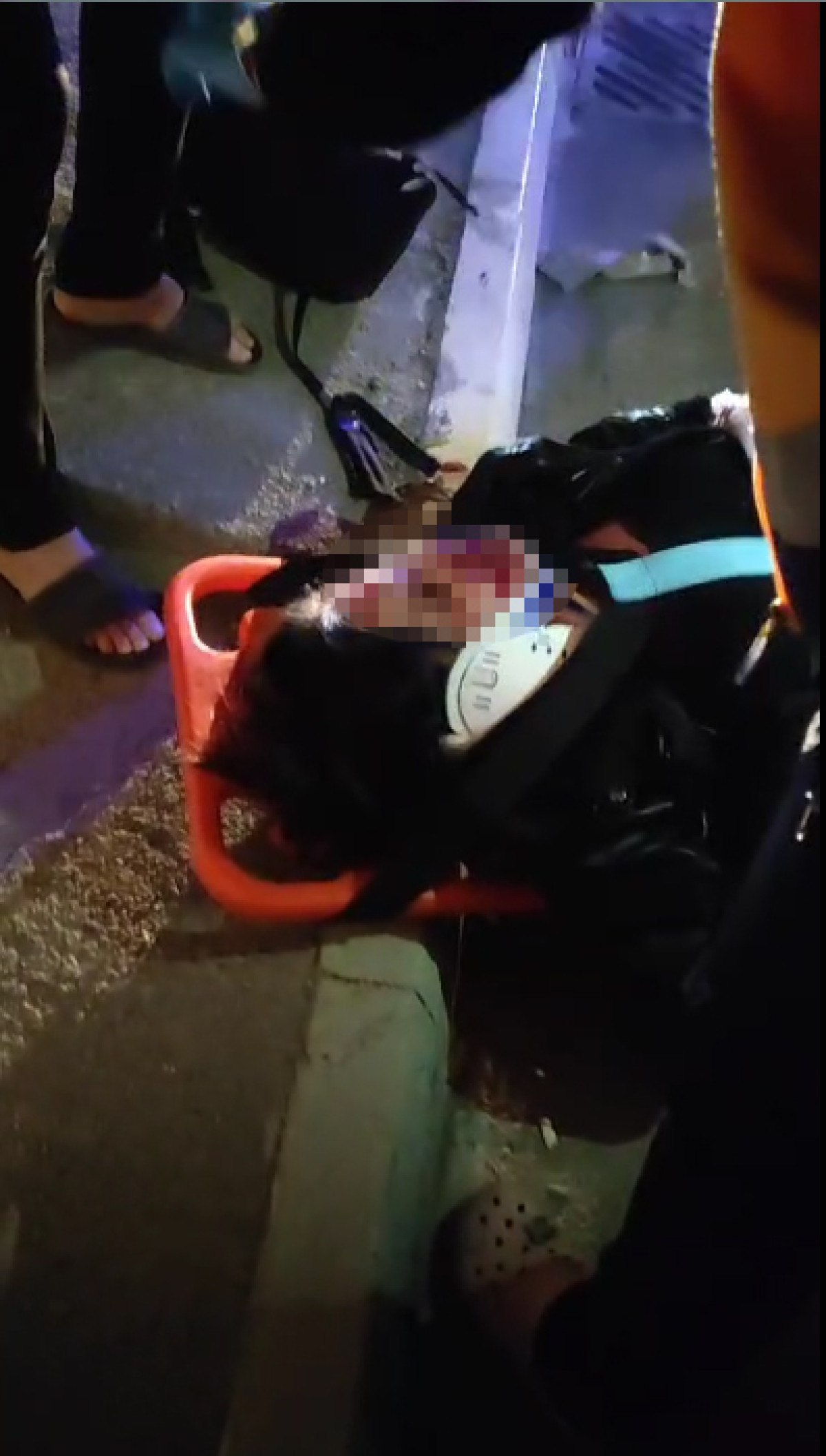 Hatay'da motosiklet yayalara çarptı: 1 ölü 1 hatayda motosiklet yayalara carpti 1 olu 0 LCJWnWRU