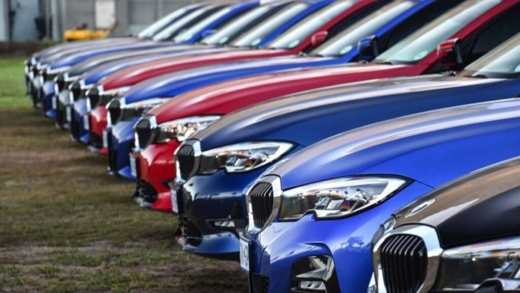 ikinci elde talep dusuyor ortalama otomobil fiyatlarinda yukselis var 9tBqPMaF