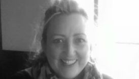 ingilterede 18 yasindaki oglu tarafindan korkunc sekilde olduruldu X9lgEjvG