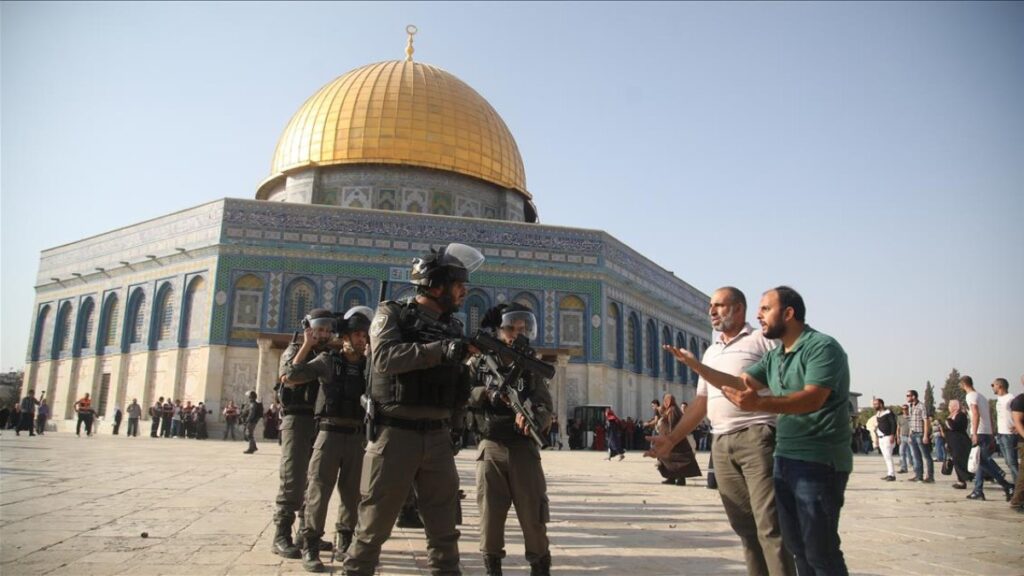 israilden mescid i aksada turk turistlere gozalti ve siddet gqmRbFP1