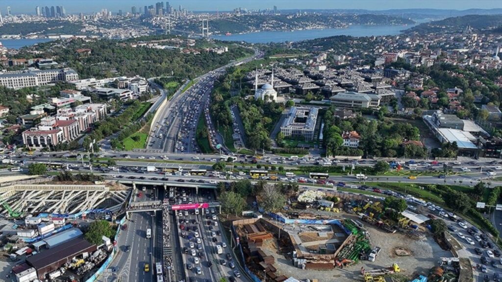 istanbul trafikte sikisikliginda dunya lideri U9zVeyVT