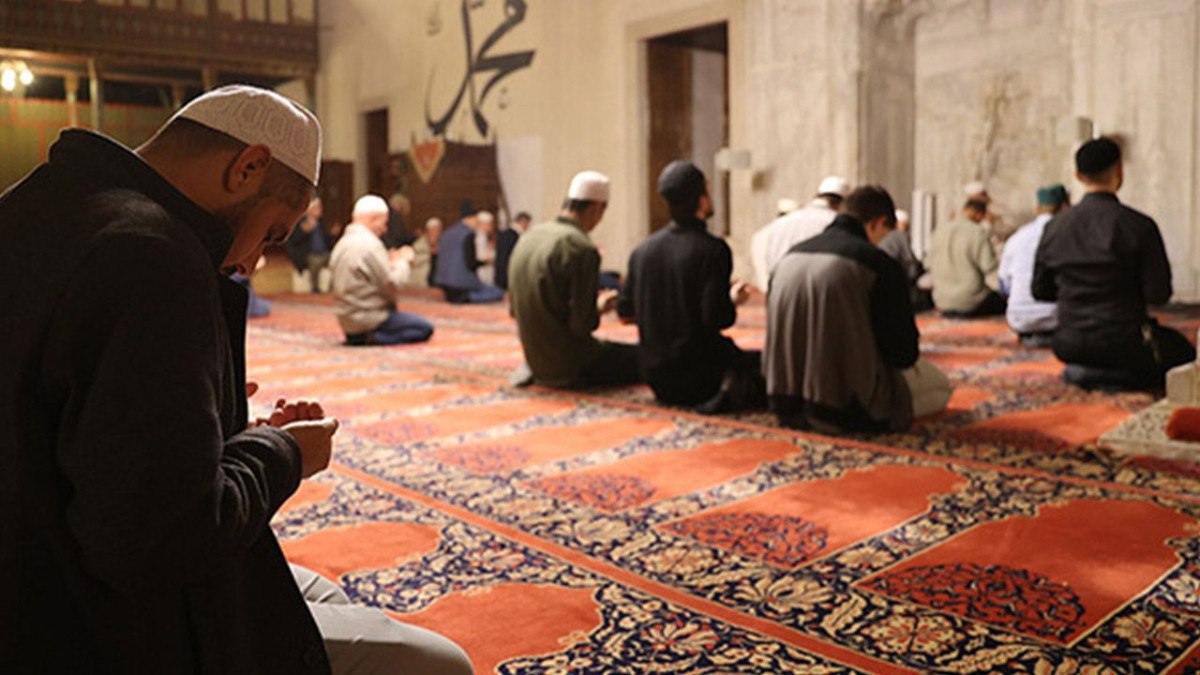 istanbul valiliginden cuma namazi karari 0 r3DR7Kc8