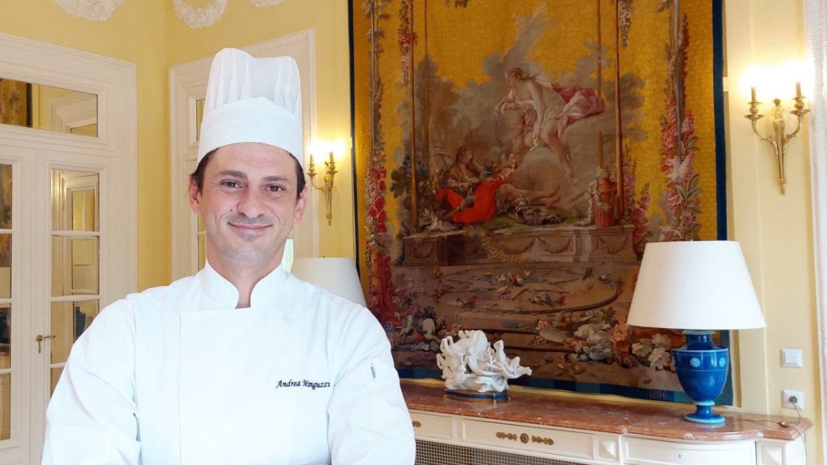 istanbulda bit pazarinda dehset italyan sefin ogluna bicakli saldiri 3 r11BfNAL