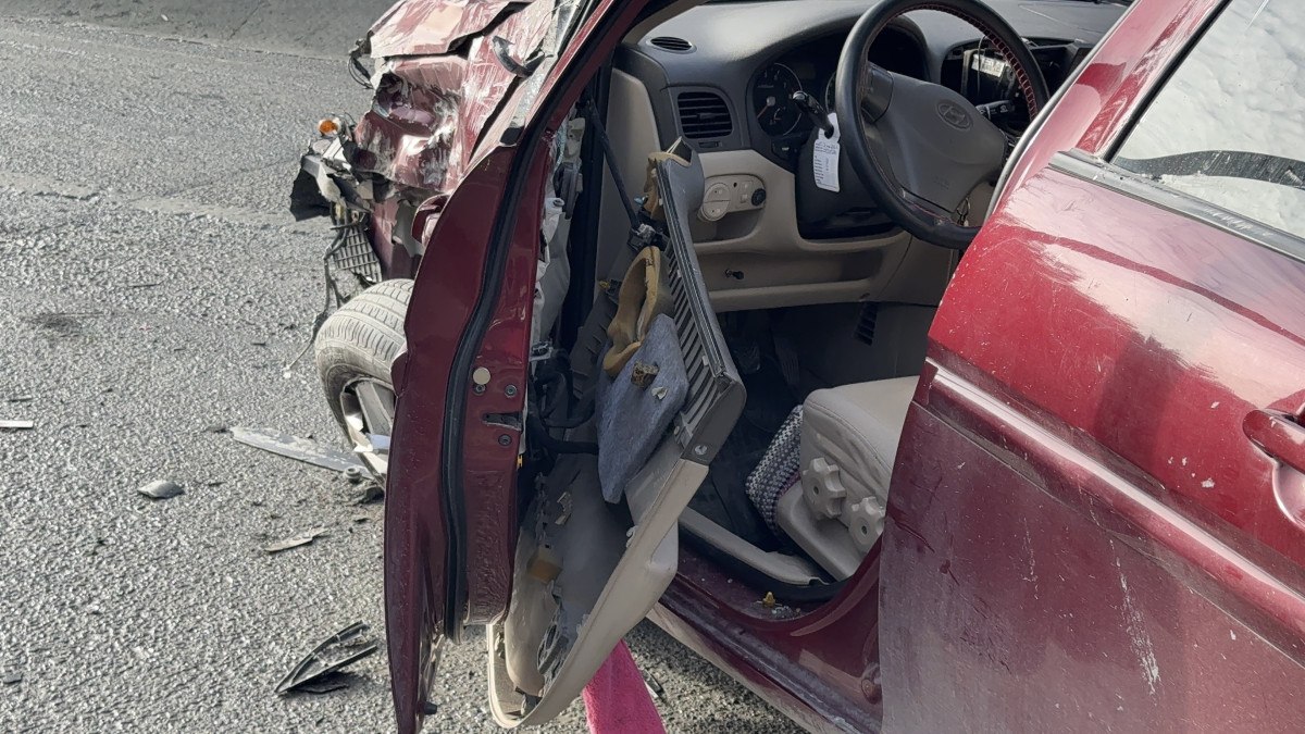 İstanbul'da kontrolden çıkan otomobil takla attı 1 istanbulda kontrolden cikan otomobil takla atti 0 sC9I3PAG