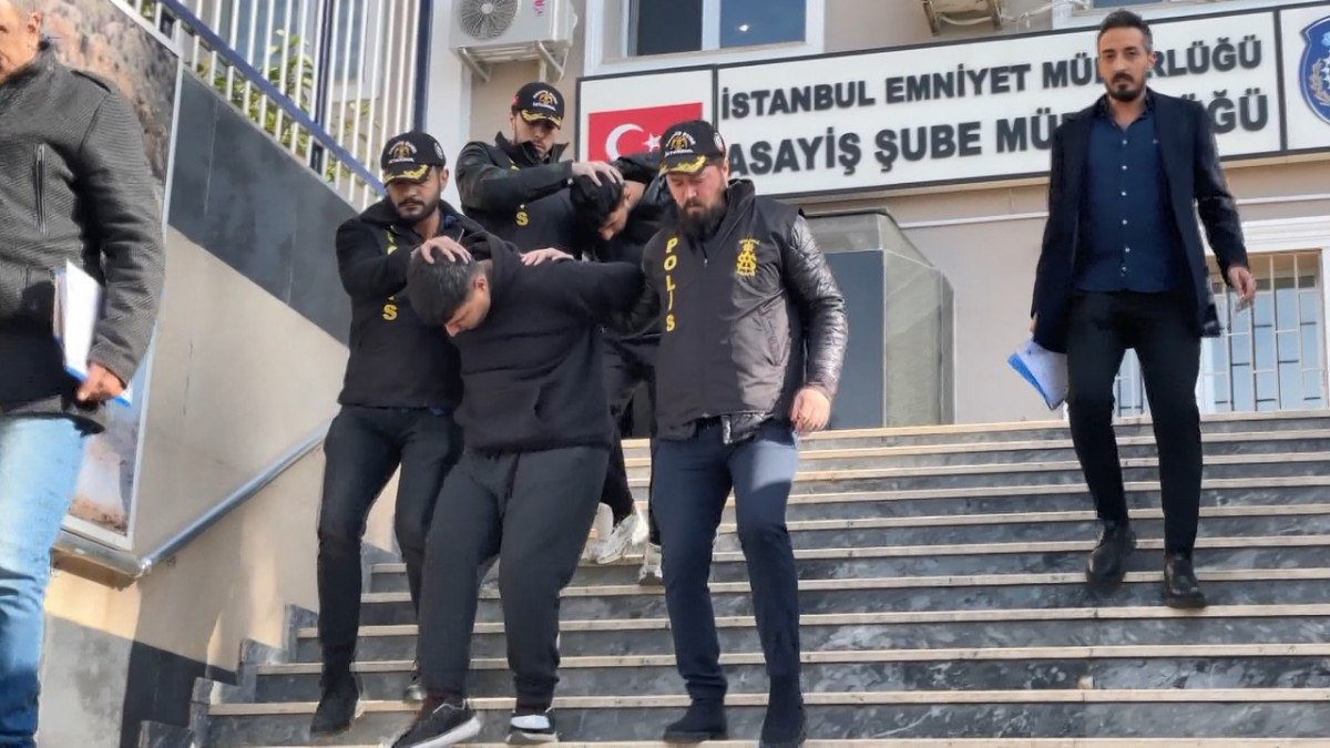 istanbulda lokanta sahibini 15 milyon lira haraca baglamaya calisan cete yakalandi 3 bg44WCP2