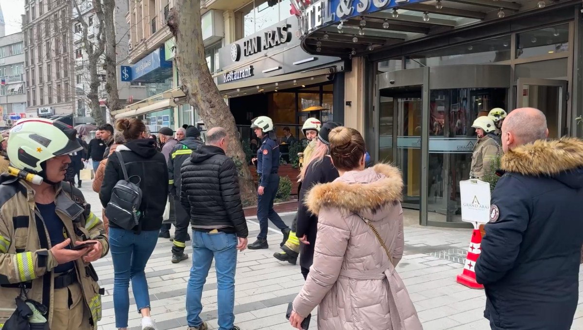 İstanbul'da otelin elektrik panosundan çıkan yangın korkuttu 2 istanbulda otelin elektrik panosundan cikan yangin korkuttu 1 DCveaLYz