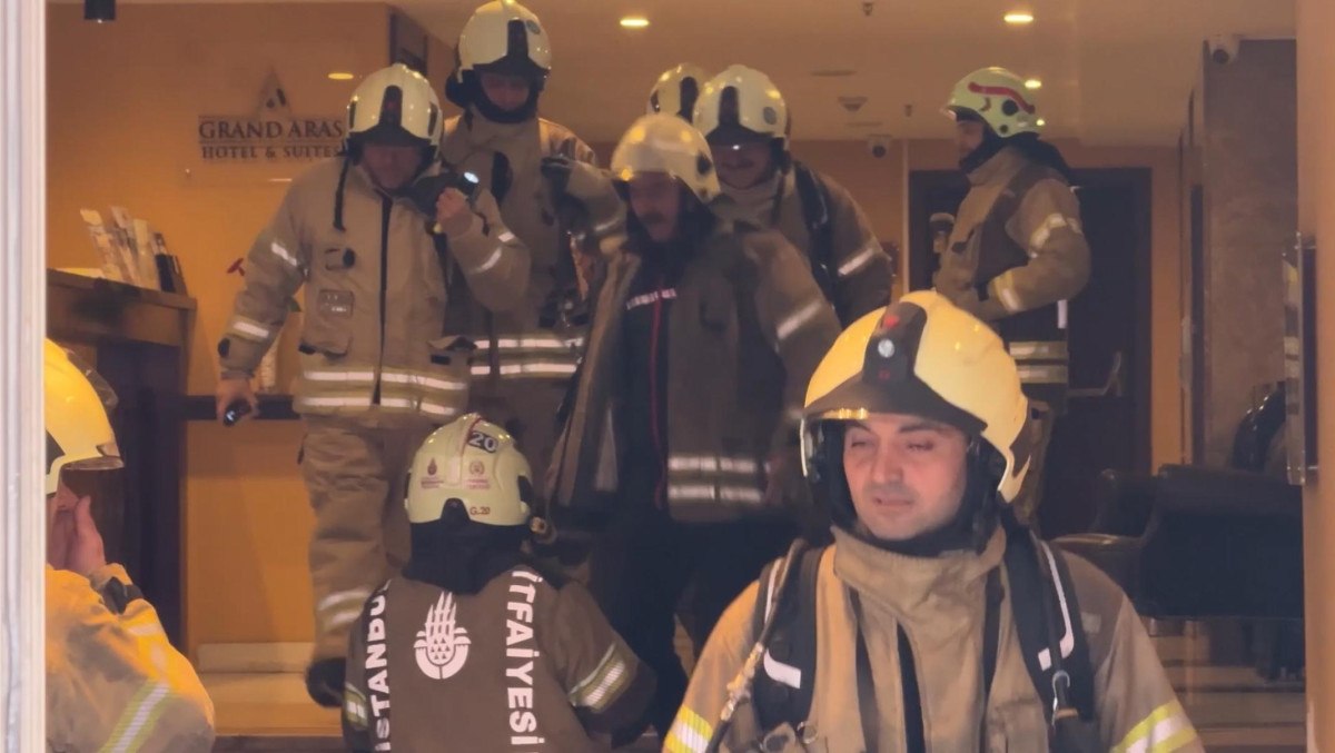 İstanbul'da otelin elektrik panosundan çıkan yangın korkuttu 3 istanbulda otelin elektrik panosundan cikan yangin korkuttu 2 FNFXaZsd