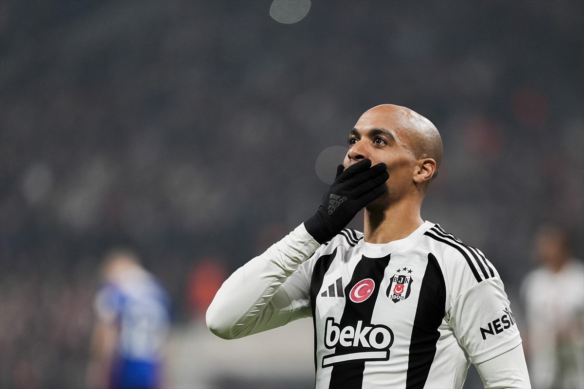 joao mario besiktas formasiyla ilk kez gol sevinci yasadi 1 EEqmlk29