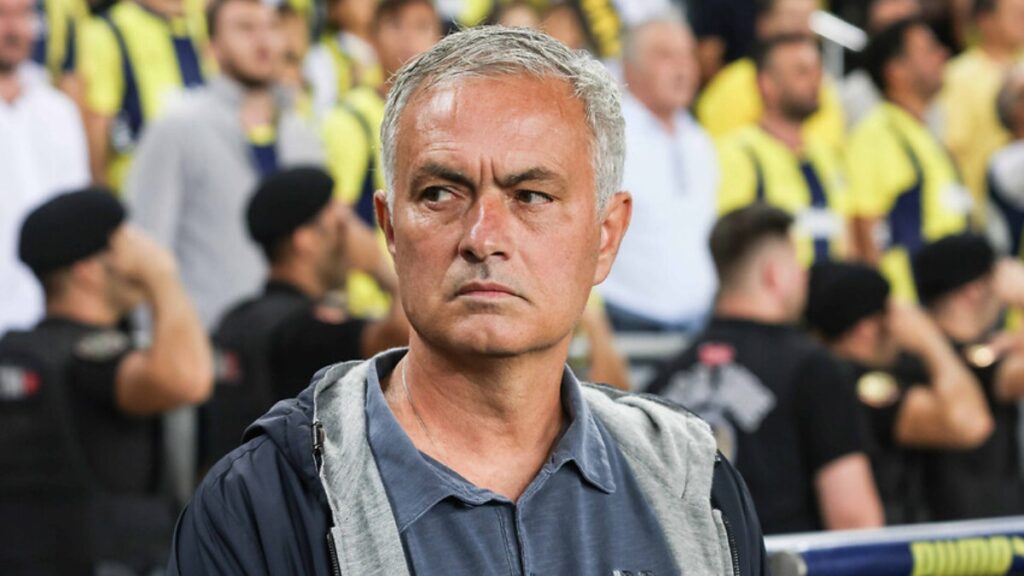 jose mourinhodan lyona ozel taktik edin dzeko yedege 3LbyDtzQ