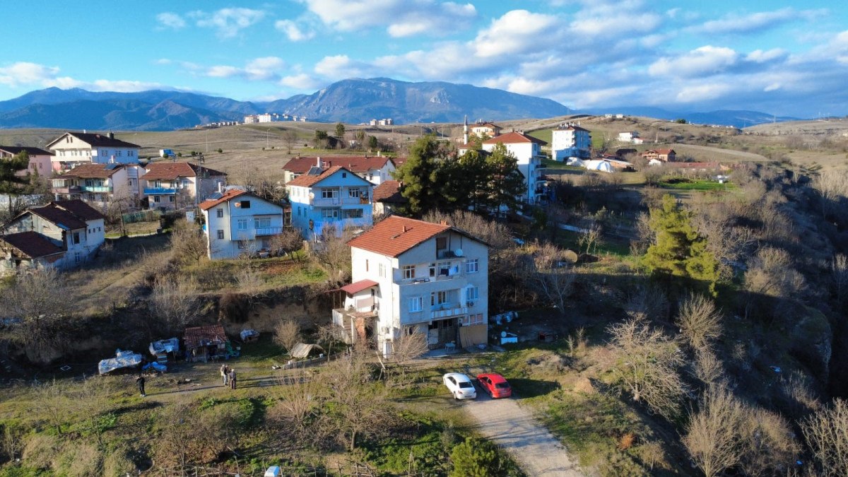 karabukte komsulari izin vermeyince evine dogalgaz baglatamadi 0 wU95SGiB