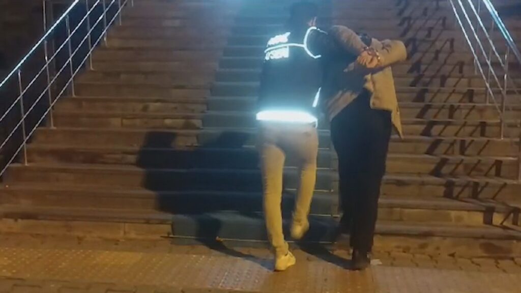 kayseride zehir tacirleri duzenlenen operasyon ile yakalandi unqzl5EZ