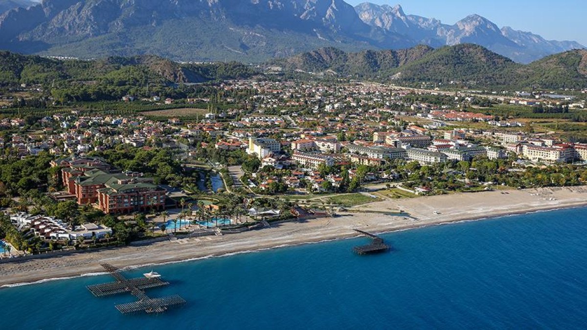 kultur ve turizm bakanligi yetkilileri 4 bin 380 turizm tesisi eksiklikler nedeniyle kapatildi 0 gDqDk56E