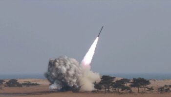 kuzey koreden stratejik seyir fuzesi denemesi tkZ2v3wY