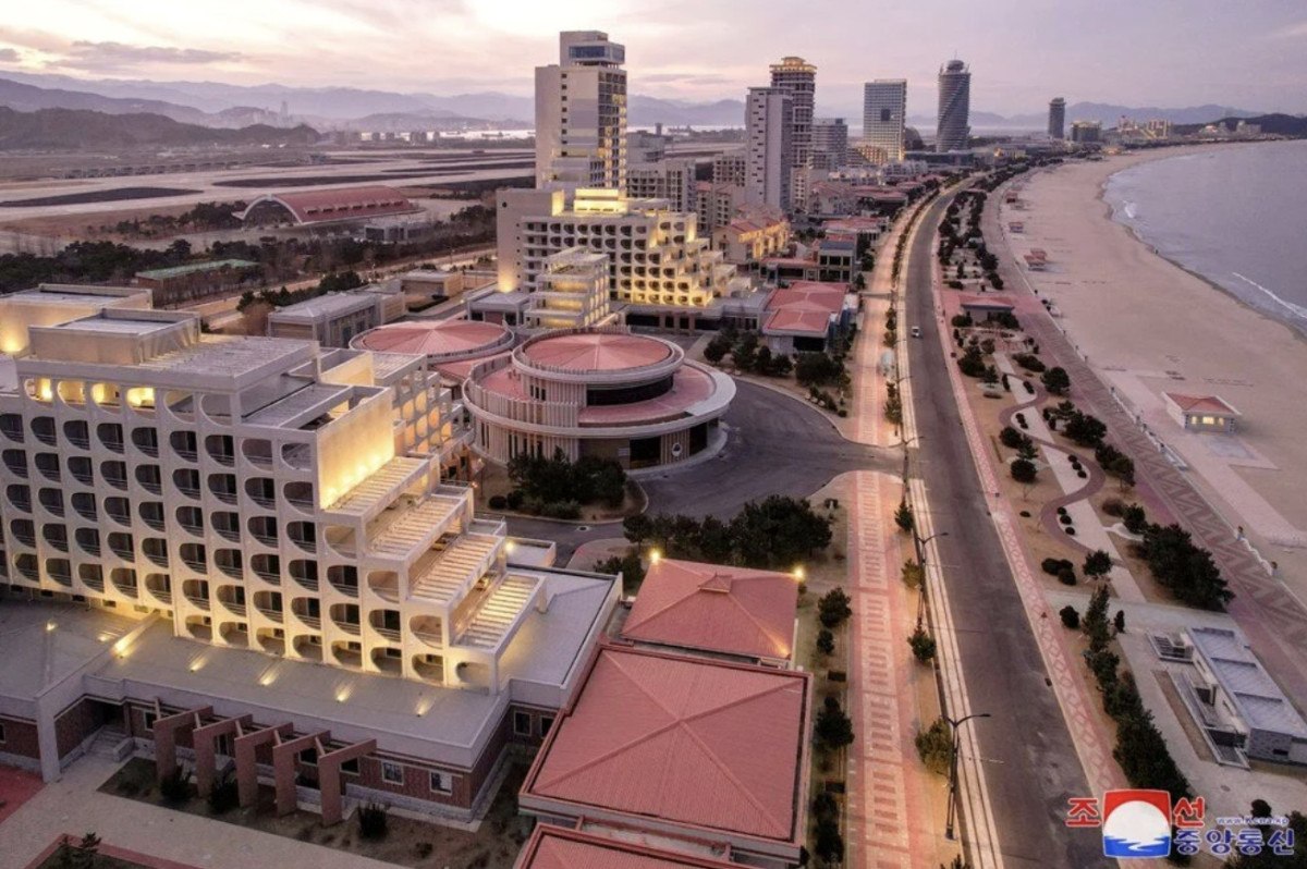 kuzey korenin luks tatil koyu misafirlerini agirlamaya hazirlaniyor 1