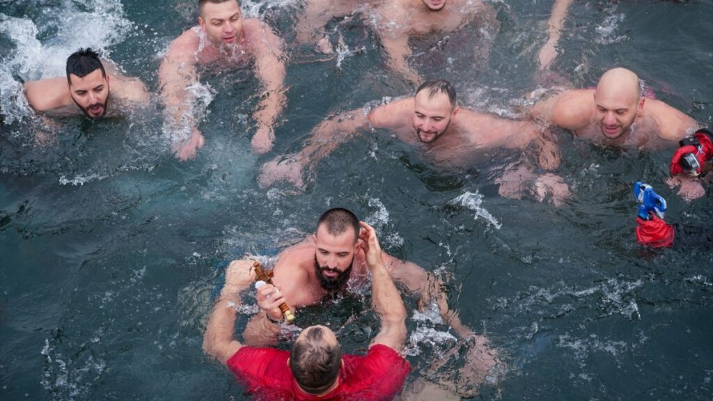 kuzey makedonyada epifani bayrami kutlandi RwvrQnMC