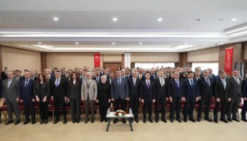 milli egitim bakani yusuf tekin 81 ilin milli egitim mudurleriyle bir araya geldi 4NC9ME8q