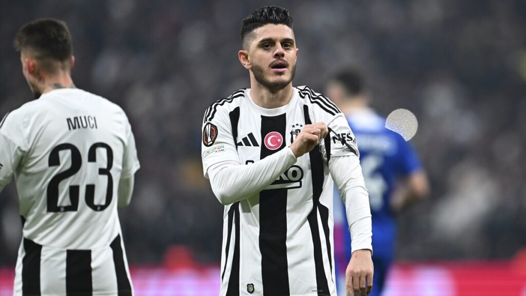 milot rashicadan anlamli hareket KZgkDV4K