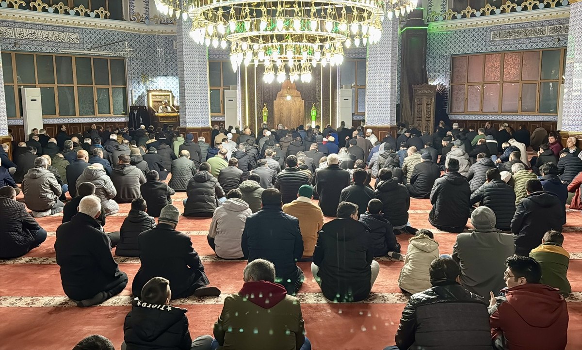 mirac kandili yurt genelinde dualarla idrak edildi 8 pw8GB5pA