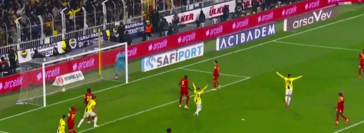 Oğuz Aydın'dan Göztepe'ye müthiş gol 6 oguz aydindan goztepeye muthis gol 5 NrZrTuCq