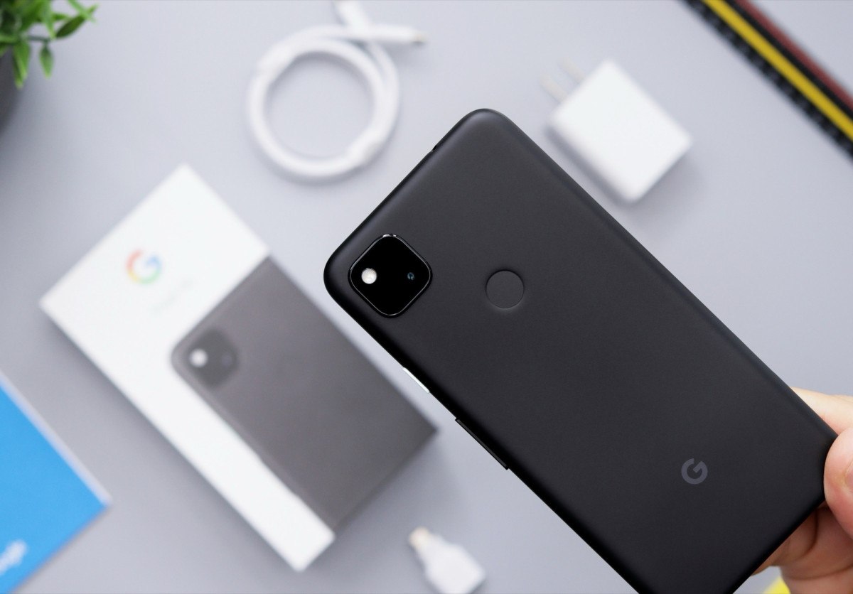 pixel 4a kullanicilari telefonu kullanilamaz hale getirdigi icin googlea dava aciyor 0
