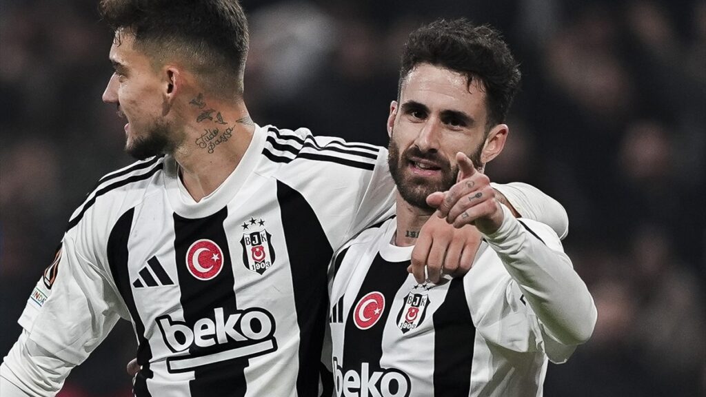 rafa silva performansiyla parliyor 4NlaFqIL