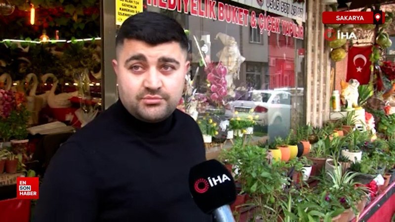 sakaryada her gun ayni saatte cicek caldi bVusDS8O