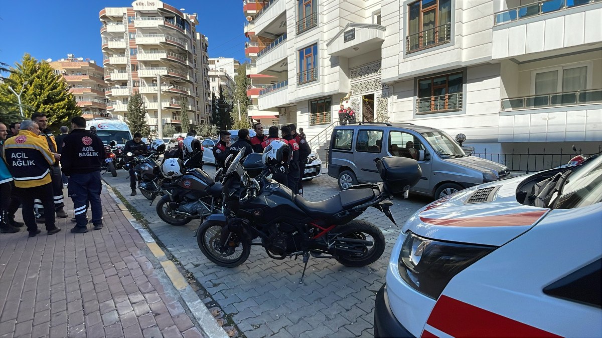 sanliurfada anne ve 2 kizi evlerinde olu bulundu 3 vfraTcLF