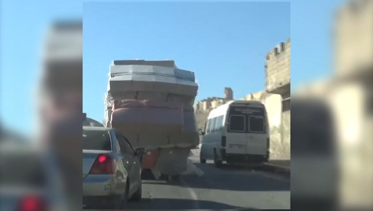 sanliurfada kamyonetten dusen sungerler yola sacildi 1