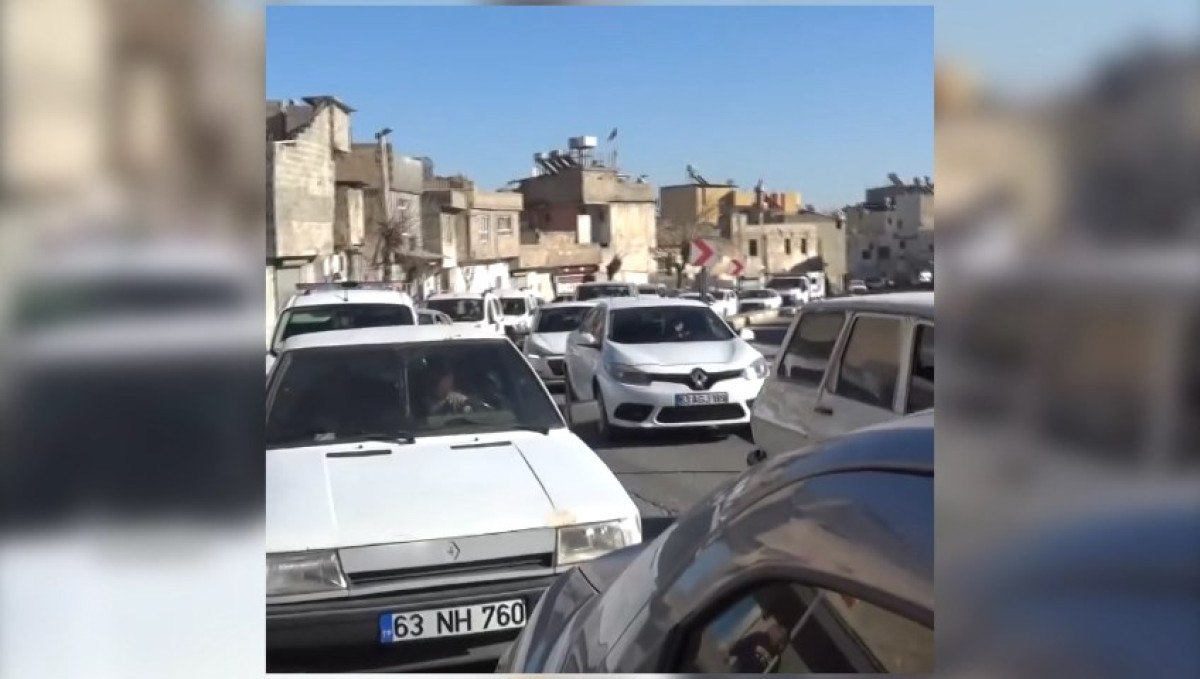 sanliurfada kamyonetten dusen sungerler yola sacildi 2 h8tzWD3R