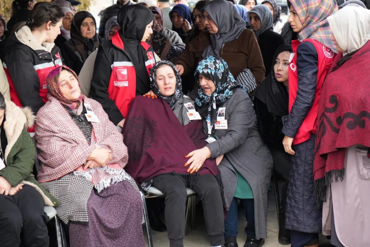 Şehit Astsubay Ufuk Akıncı son yolculuğuna uğurlandı 6 sehit astsubay ufuk akinci son yolculuguna ugurlandi 5